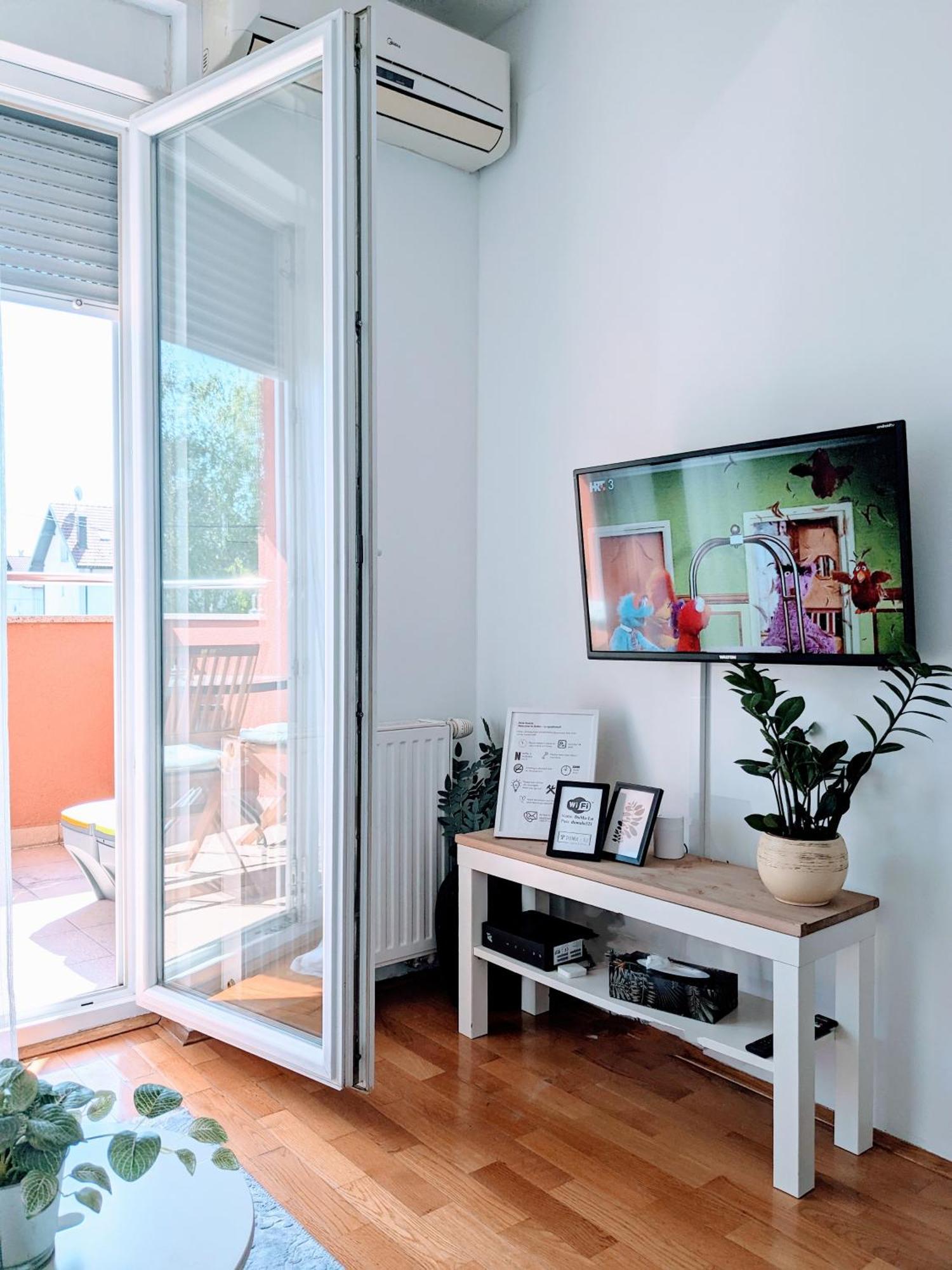 Doma-Lu Apartment-Near Airport And Highway- Free Parking Velika Mlaka Exterior photo