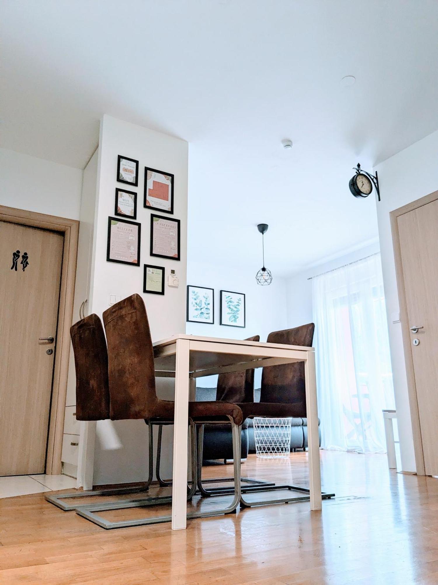 Doma-Lu Apartment-Near Airport And Highway- Free Parking Velika Mlaka Exterior photo