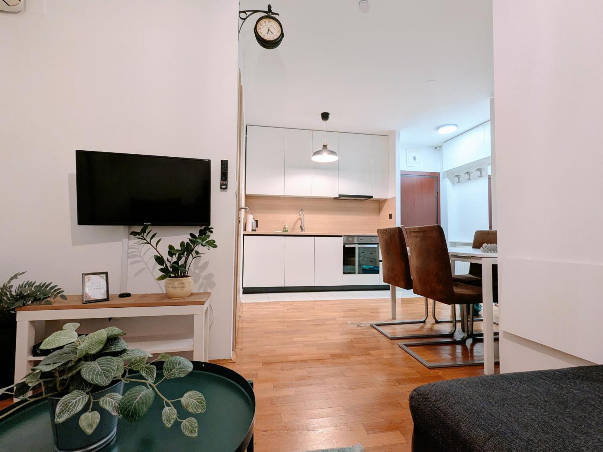 Doma-Lu Apartment-Near Airport And Highway- Free Parking Velika Mlaka Exterior photo